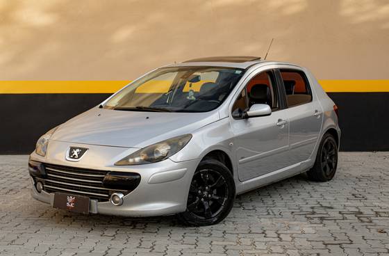 PEUGEOT 307 2.0 FELINE 16V FLEX 4P AUTOMÁTICO PEUGEOT 307 2.0 FELINE 16V FLEX 4P AUTOMÁTICO